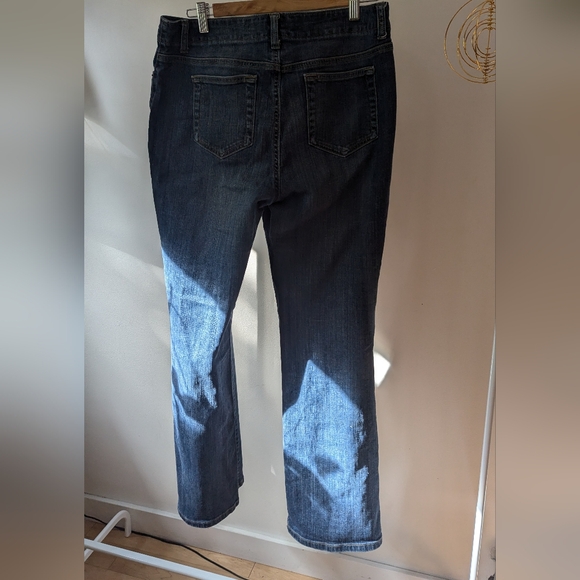 Land's End Boot-cut Jeans, size 12 - Picture 3 of 6